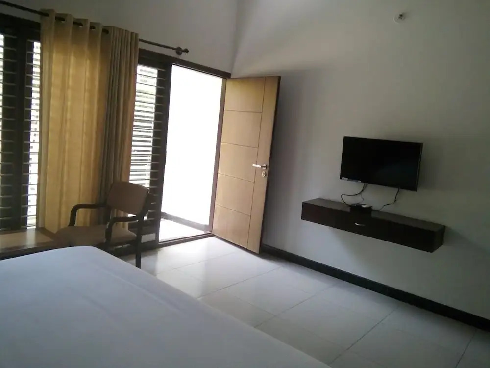 Nijaguna Resorts