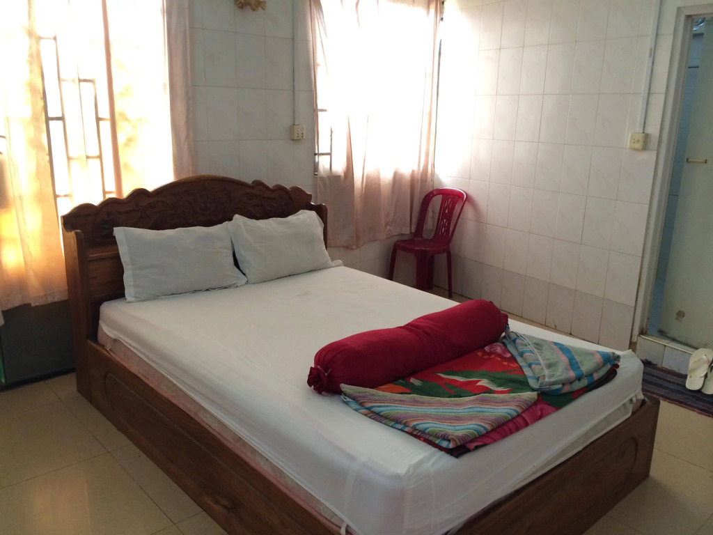 Sim Hour Guest House