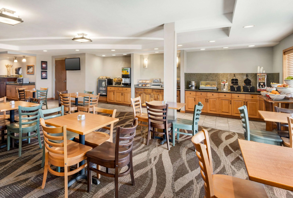 AmericInn by Wyndham Laramie Near University of Wyoming