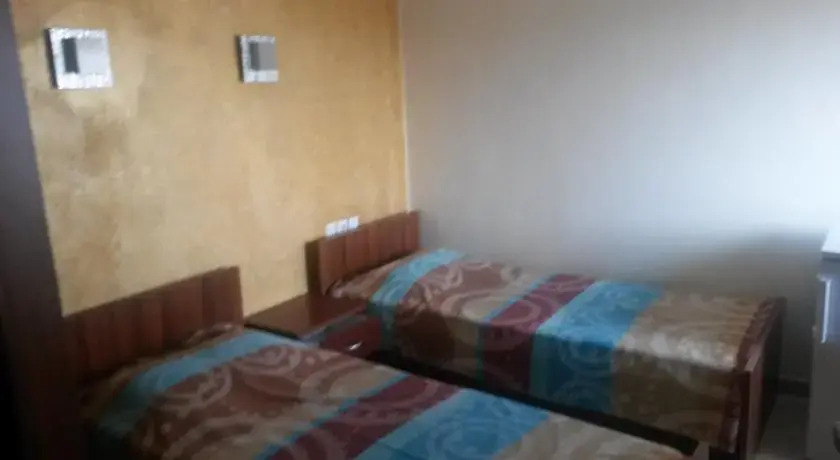 Evpator Rooms