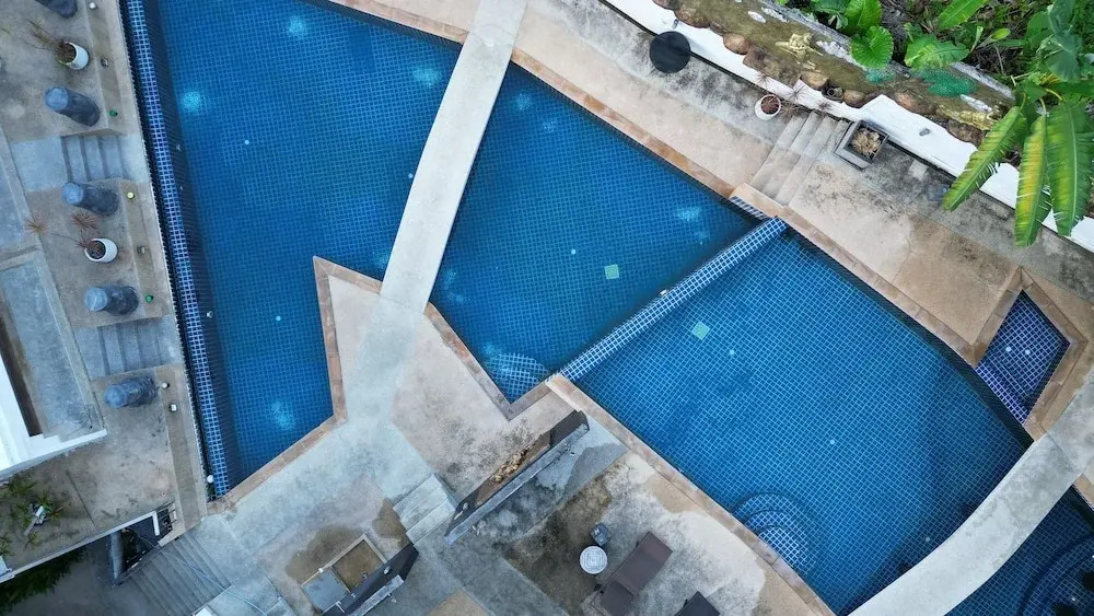 Heart of Patong  Pool Beach Bangla C134