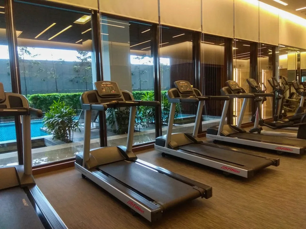 2+1br 1 Park Avenue Apartment Near Gandaria City Mall