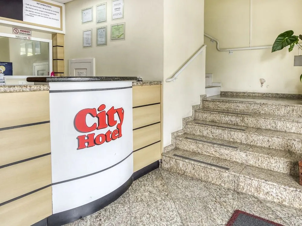 OYO City Hotel, Curitiba