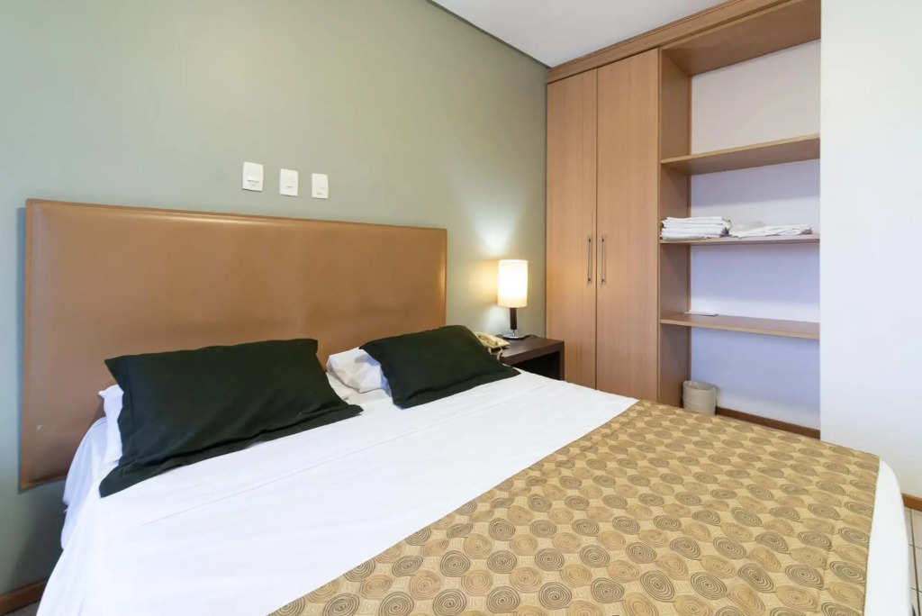 OTH1603 Flat na Ilha do Leite, Recife, um quarto. Fica em um dos mais importantes polos médicos do país