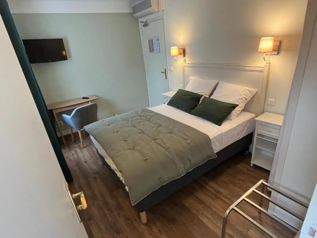 Le Clos dOrange - Hotel & ville de Provence