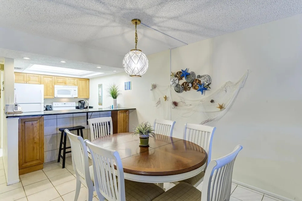 Sanibel Siesta on the Beach Unit 406 2 Bedrooms 2 Bathrooms Condo