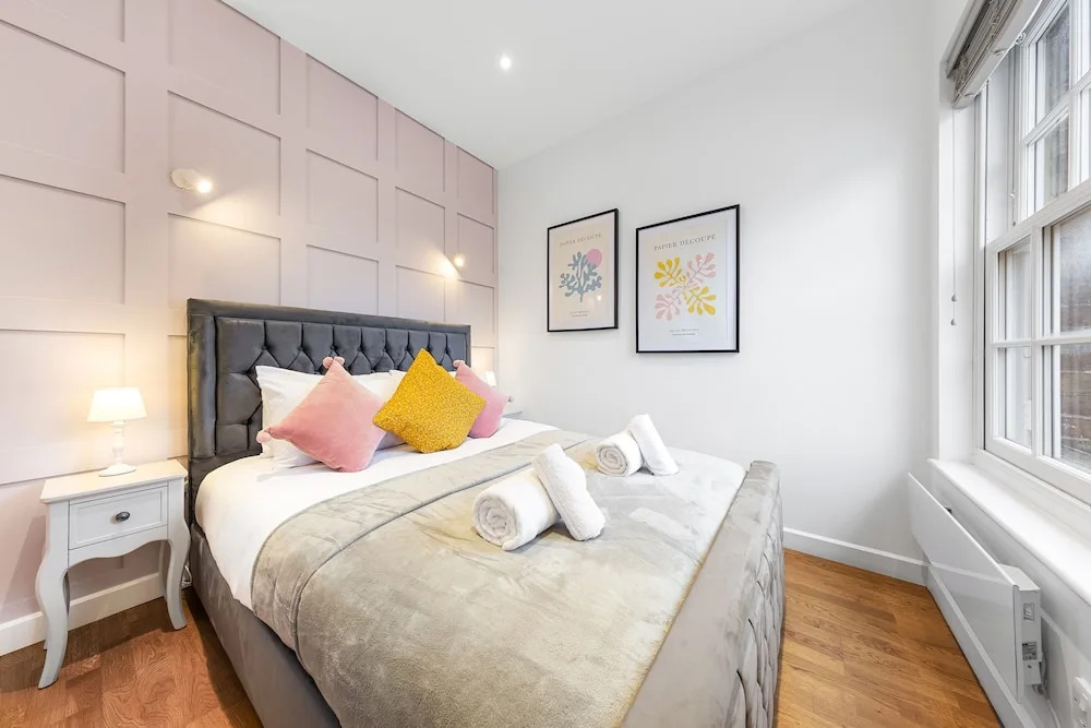 Stunning 1 Bed Apartment Near Heathrow London