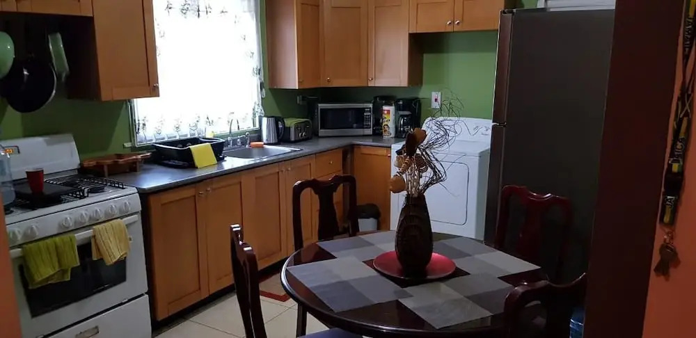 Meadows Cozy 2BDR House