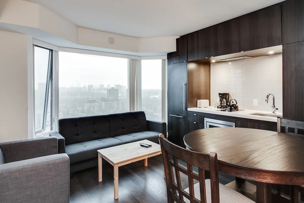 Execstay - Luxury Yorkville Suites