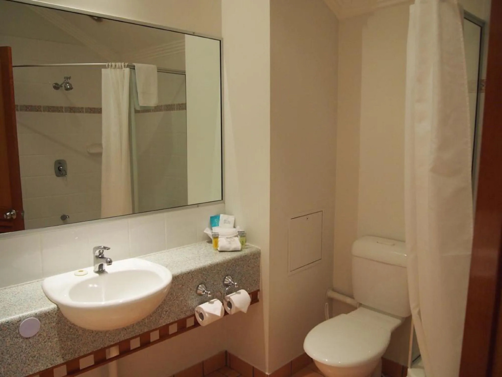 Burnett Riverside Hotel