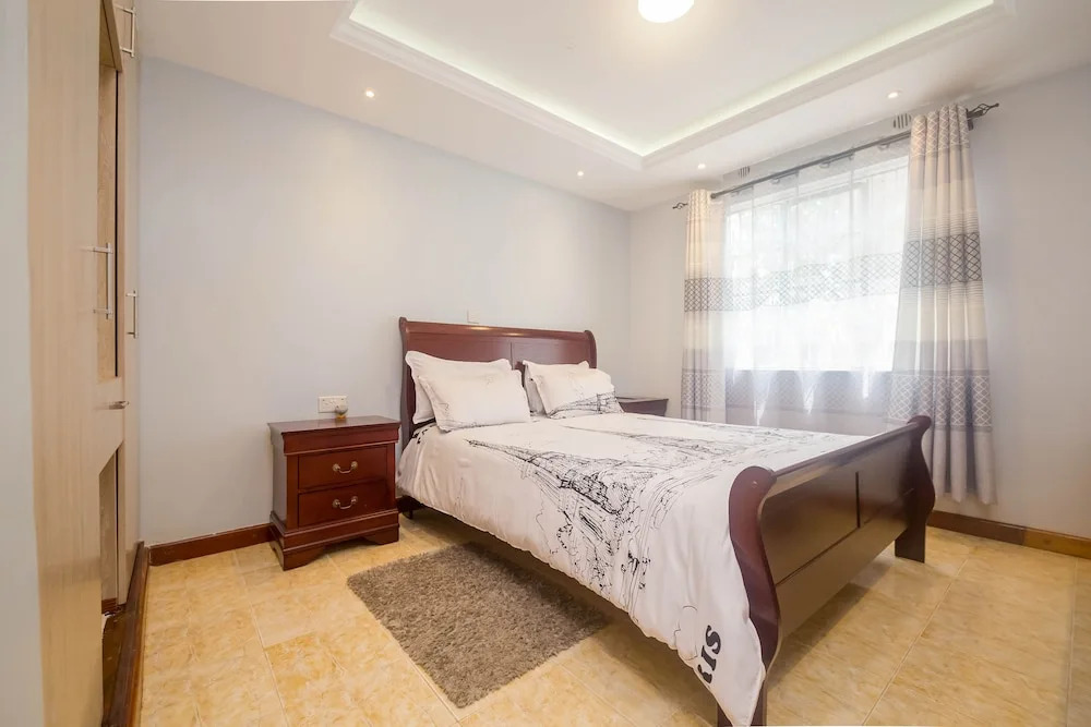 Spacious 2bdr Home-5mins TO Wilson Airport