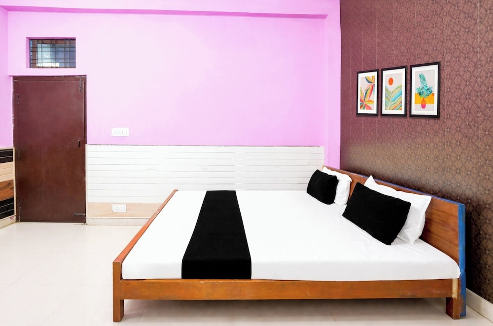 Hotel pushpanjali