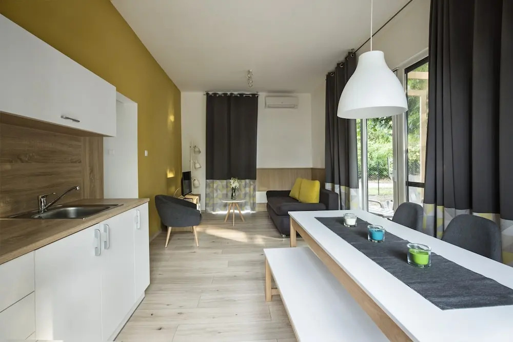 Barack Thermal & Natura Apartments