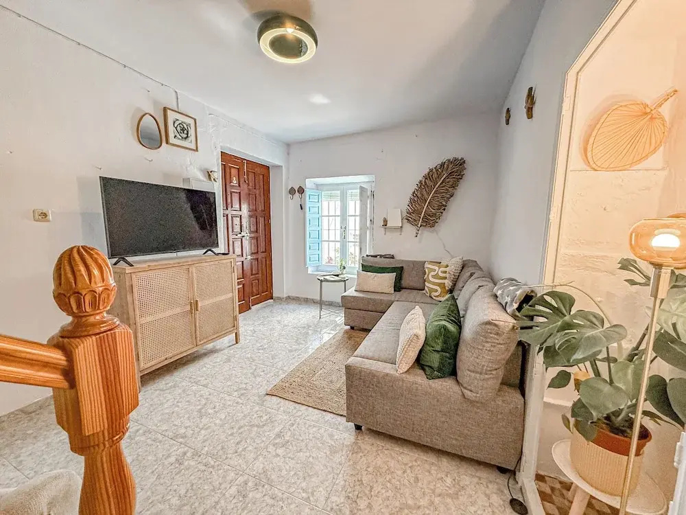 Two bed House With Roof Terrace in the Beautiful Village of Frigiliana