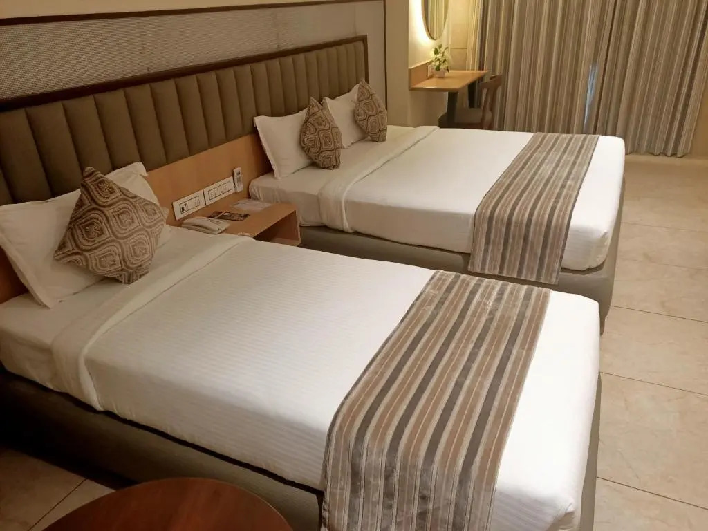 Rudra Shelter Business Hotel