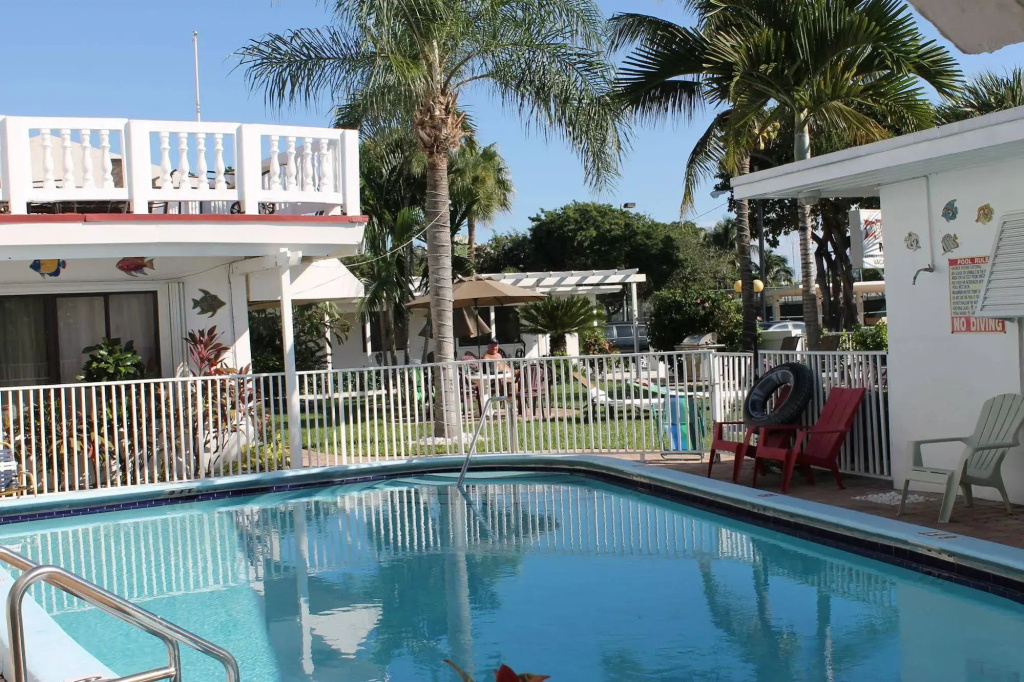 Breakaway Inn Guest House
