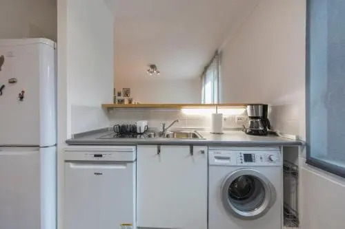 Lovelystay - Family-Friendly Apartment Downtown