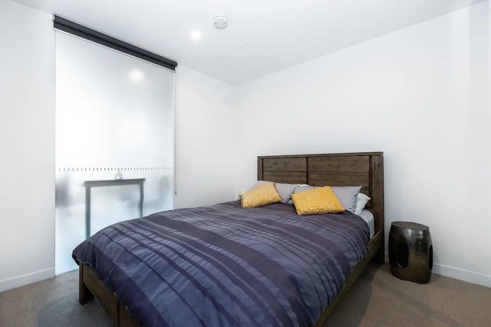Sky 1 BDR South Yarra Apartment