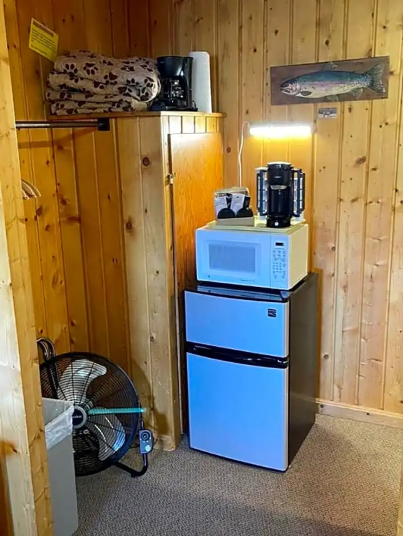 Sportsman Lodge Melrose MT