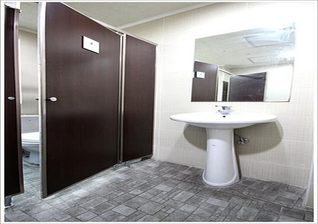 Sinchon Livingtel