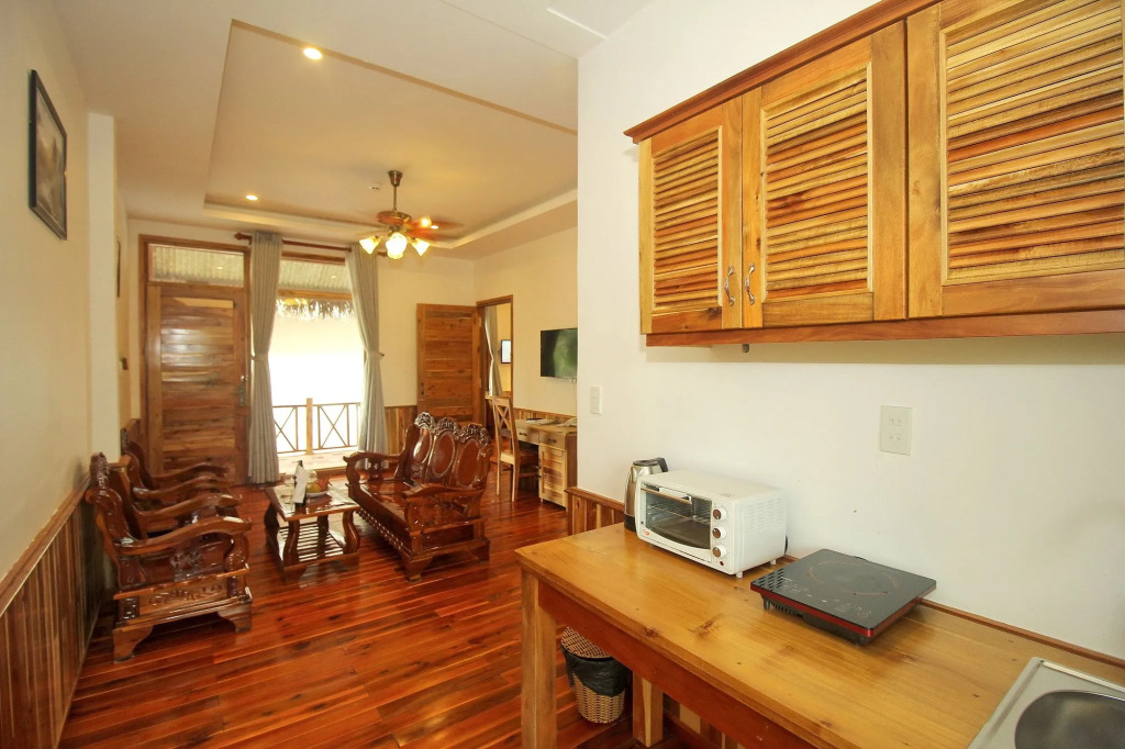 Phu Quoc Dragon Resort & Spa