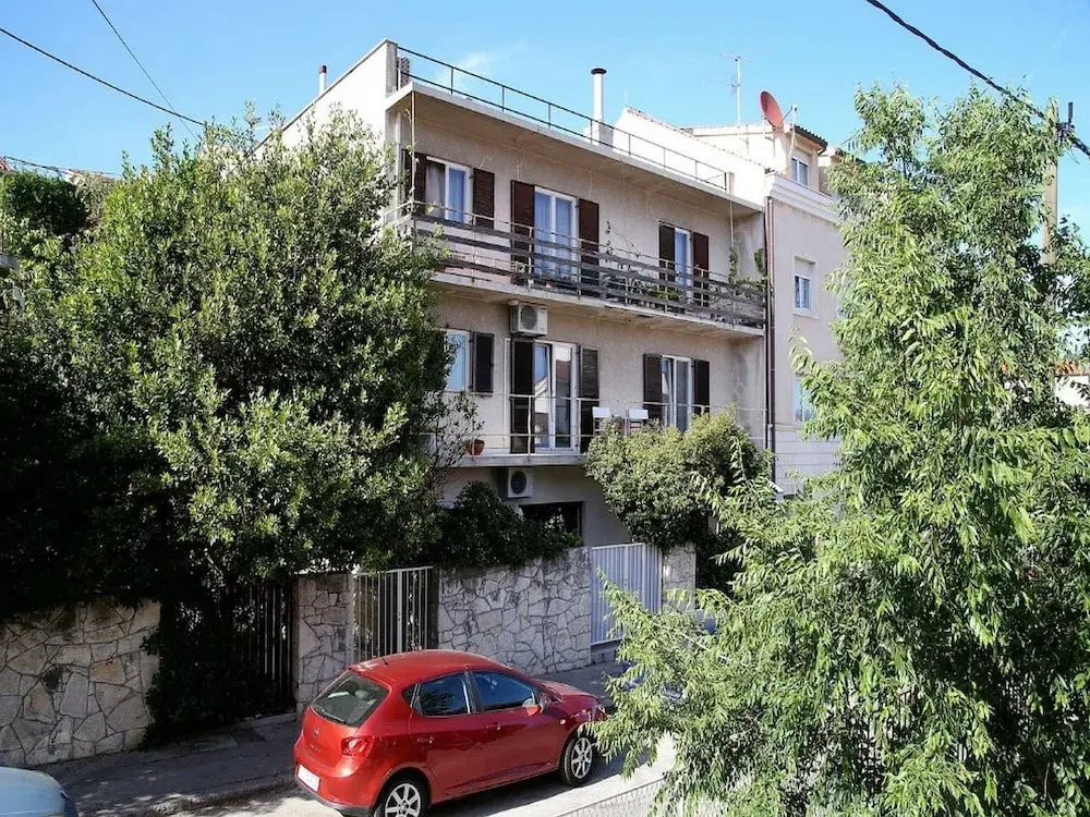Studio Apartment Laka