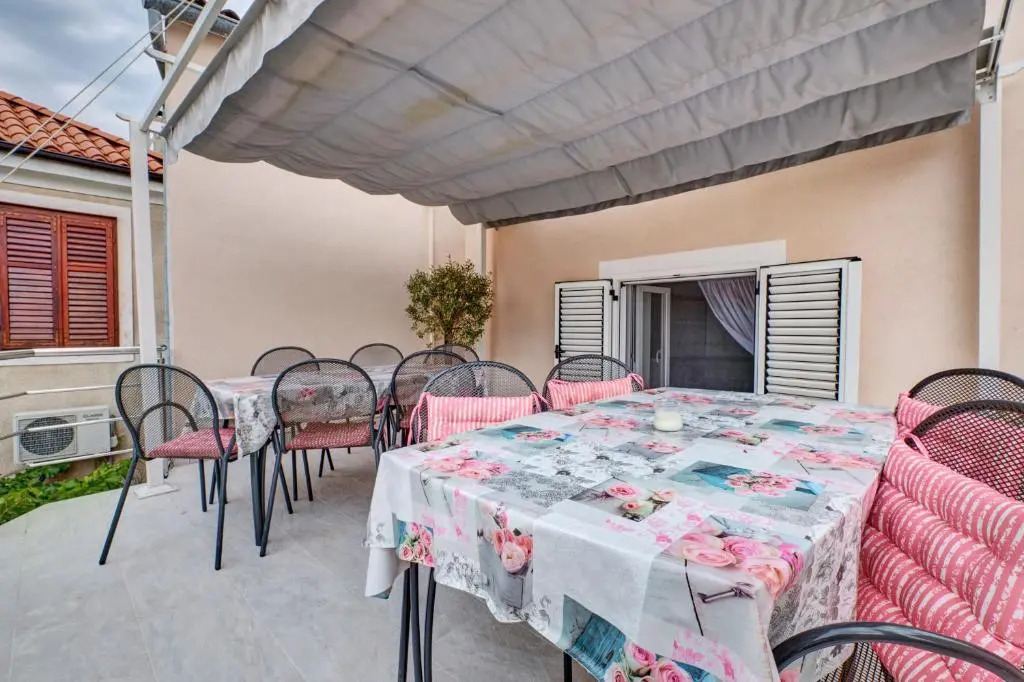 Apartments Ljubica