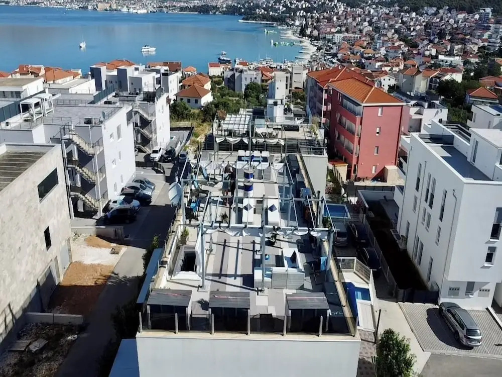 Oceanview Deluxe Penthouse Apartment With 89m2 Living Space & 90m2 Roof Terrace