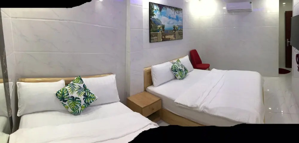 Deluxe Private Room , 2 bed ,4 Guests ,1 Private Bath