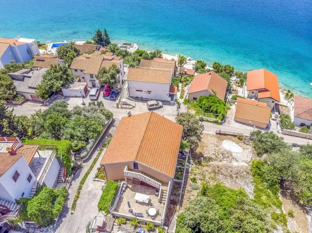 Apartments Pera
