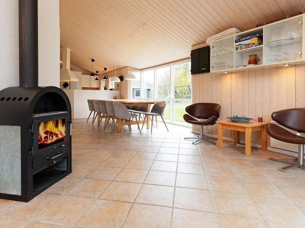 10 Person Holiday Home in Fjerritslev
