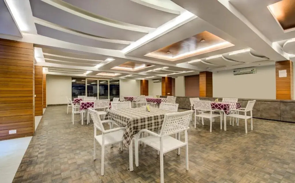 B&B Hotel by OYO Rooms