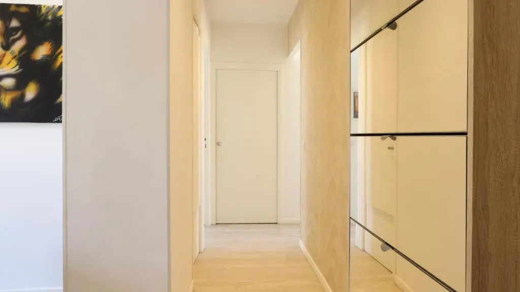 Apartment Port