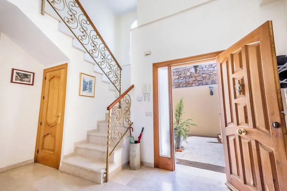 Stunning Golf Villa with Pool and Stunning Views