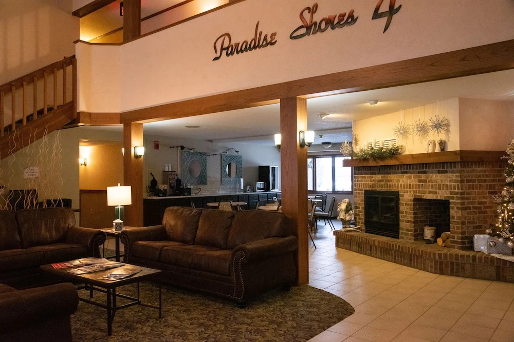 Paradise Shores Hotel