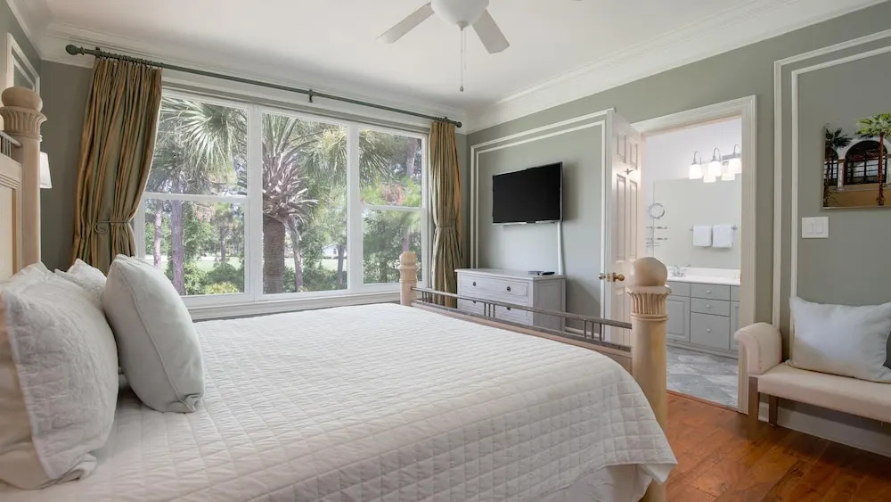Turnberry 8533