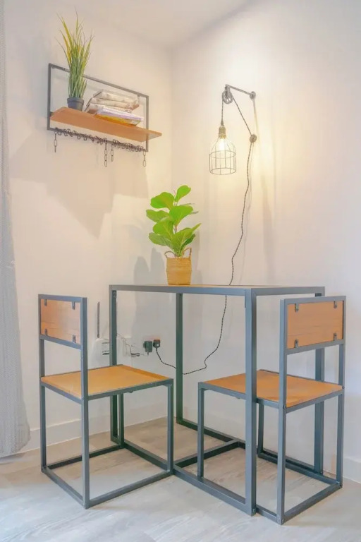 Sheffield City Apartment - Modern & Cozy
