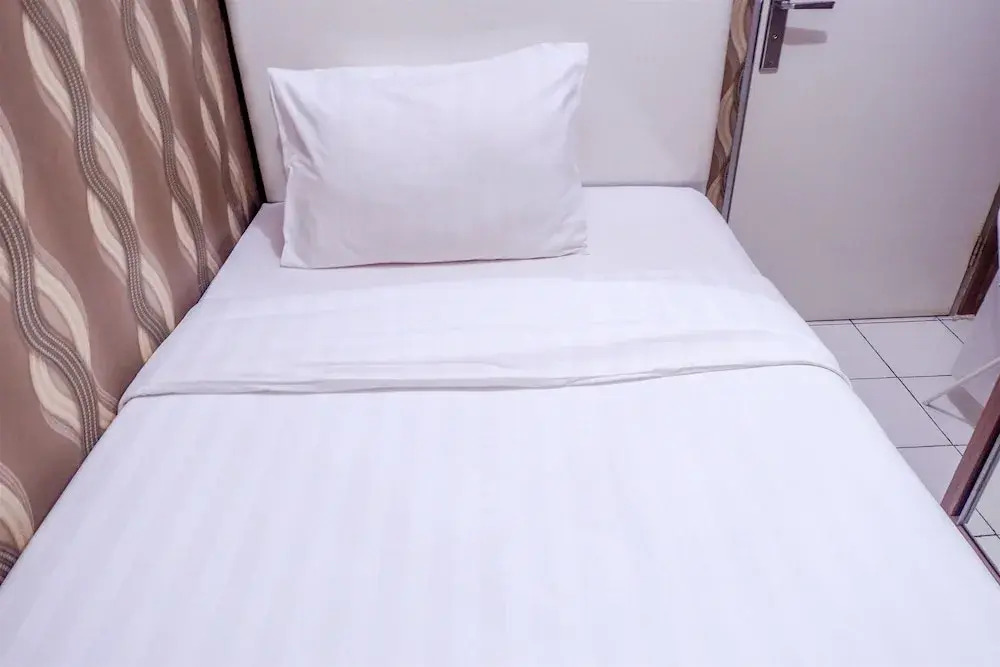 Warm Cozy Menteng Square Apartment