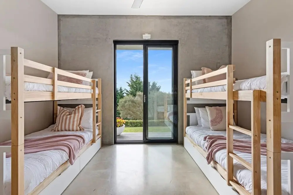 Luxury Portsea Sanctuary Gas Heat Pool Gardens