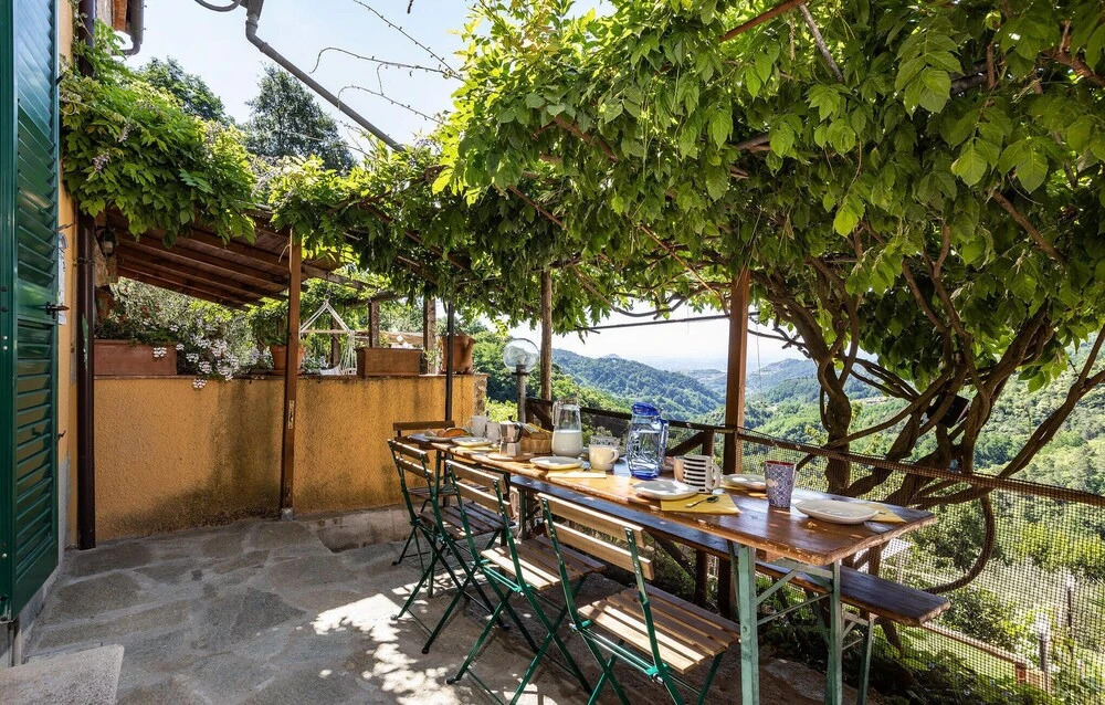 Tuscan Country House In Nature
