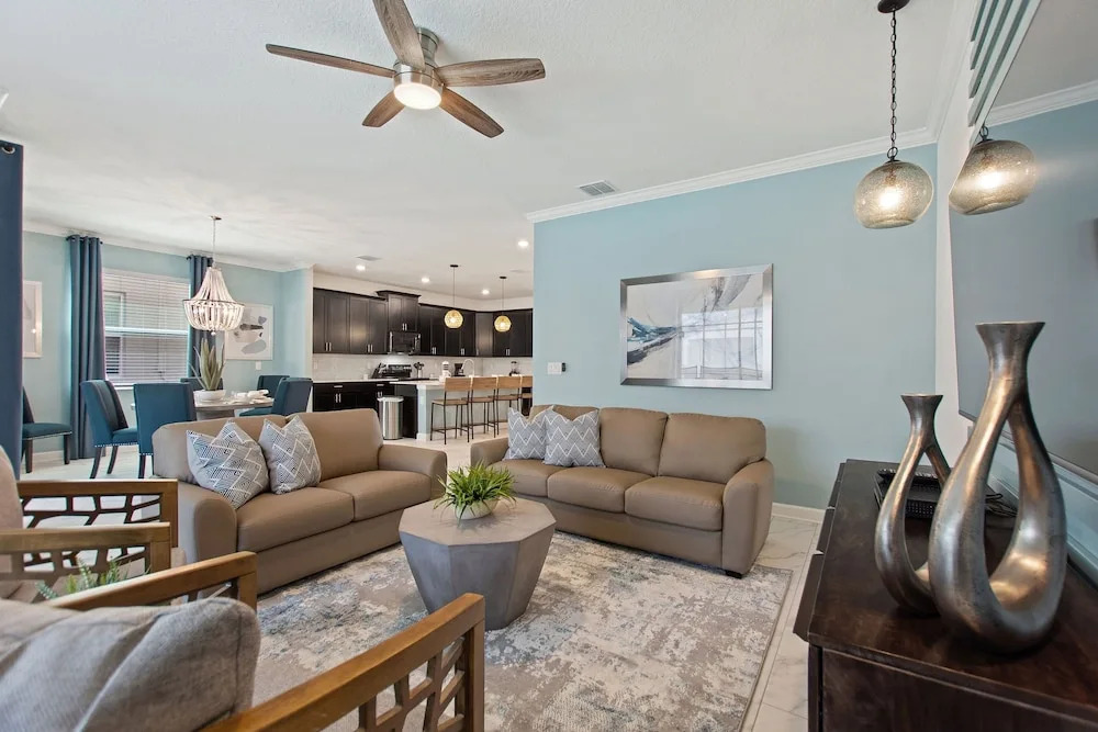 Stars Align Storey Lake by Shine Villas villa