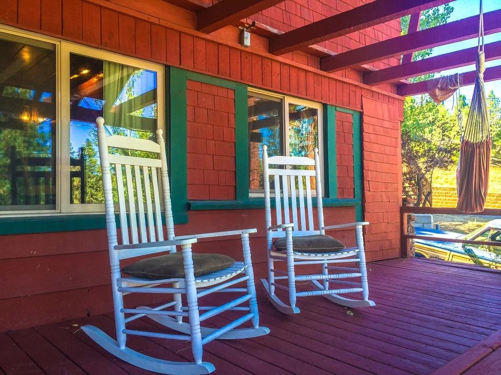 ITH Big Bear Lake Hostel & Lodge