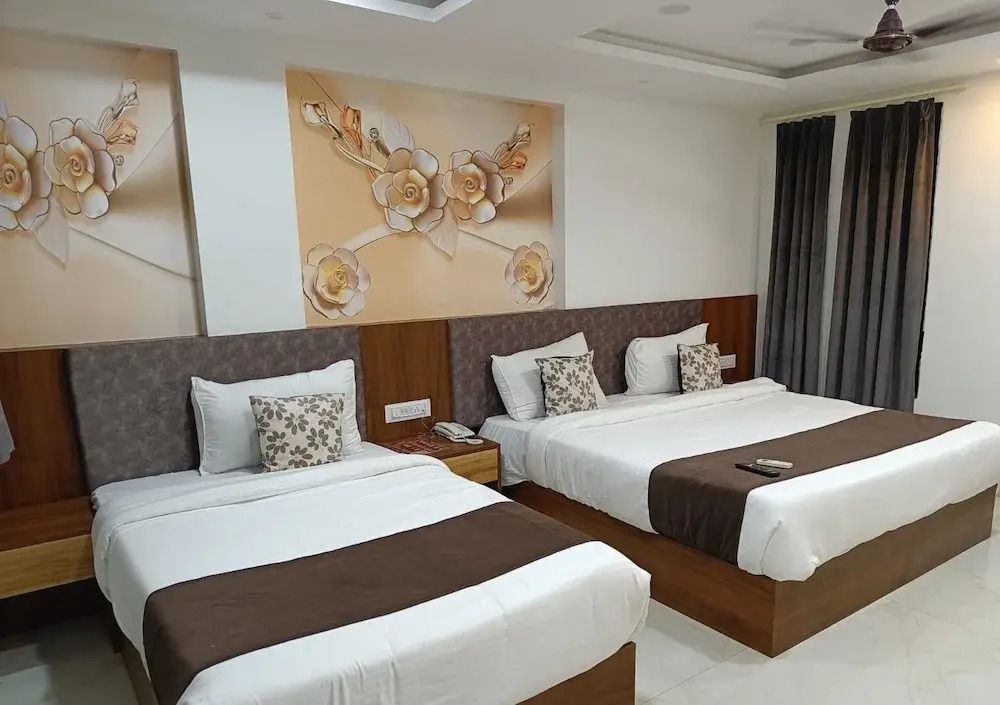 FabHotel Million
