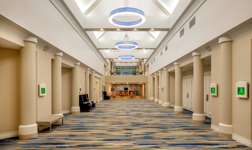 Holiday Inn Newport News - Hampton by IHG