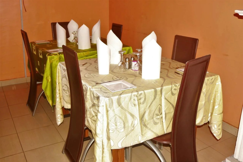 Oasis Green Garden Hotel