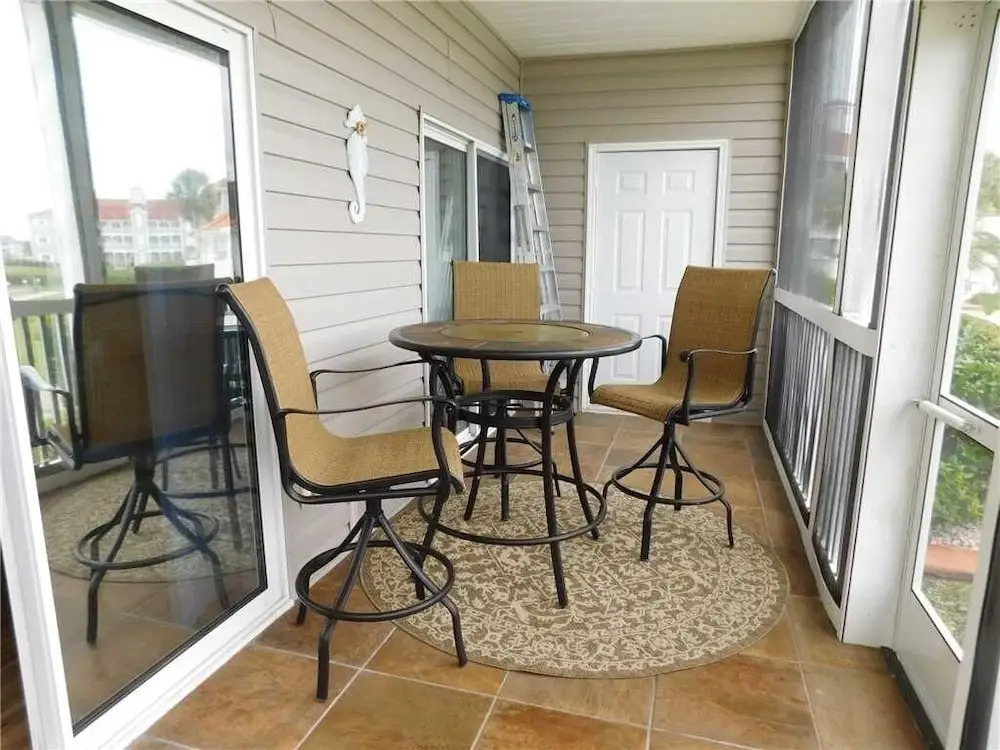 Harbourfront S #a6 2 Bedroom Condo