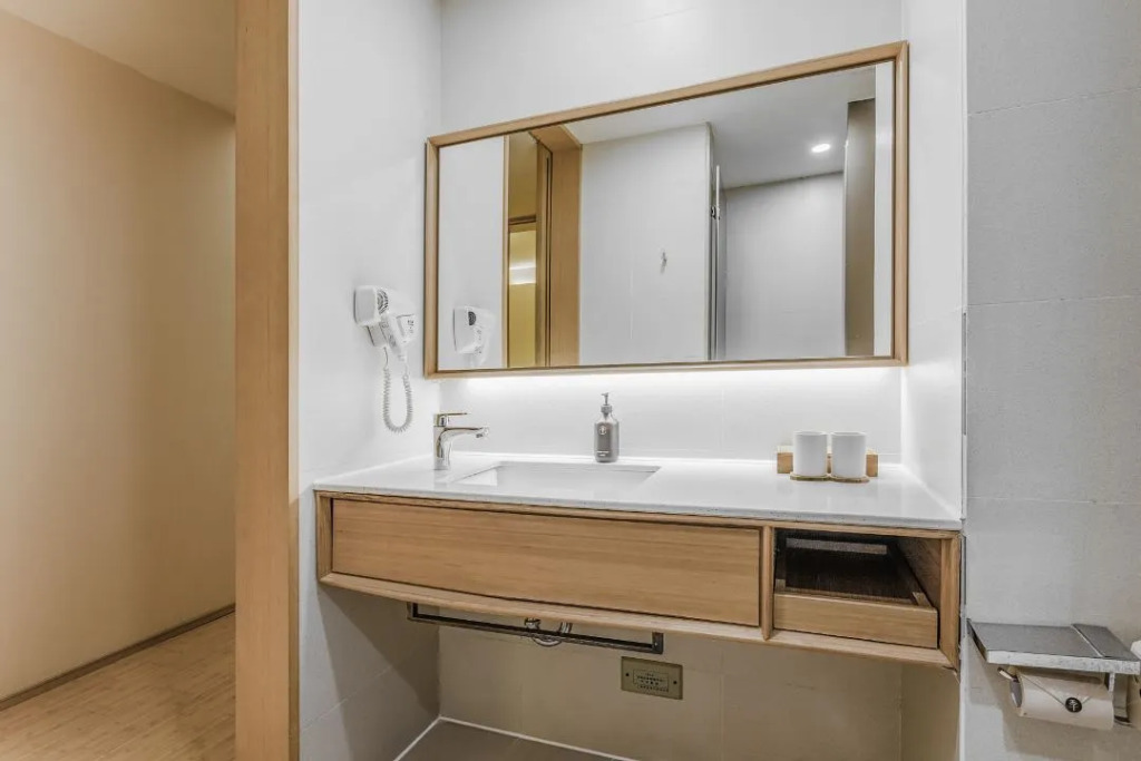 JI Hotel Shanghai Xujiahui Zhaojiabang Road