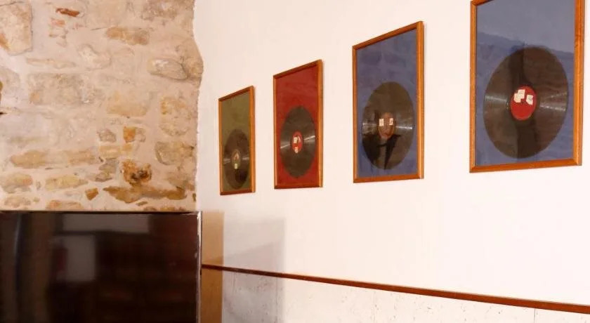 Casa Rural Miquelet - Turistrat