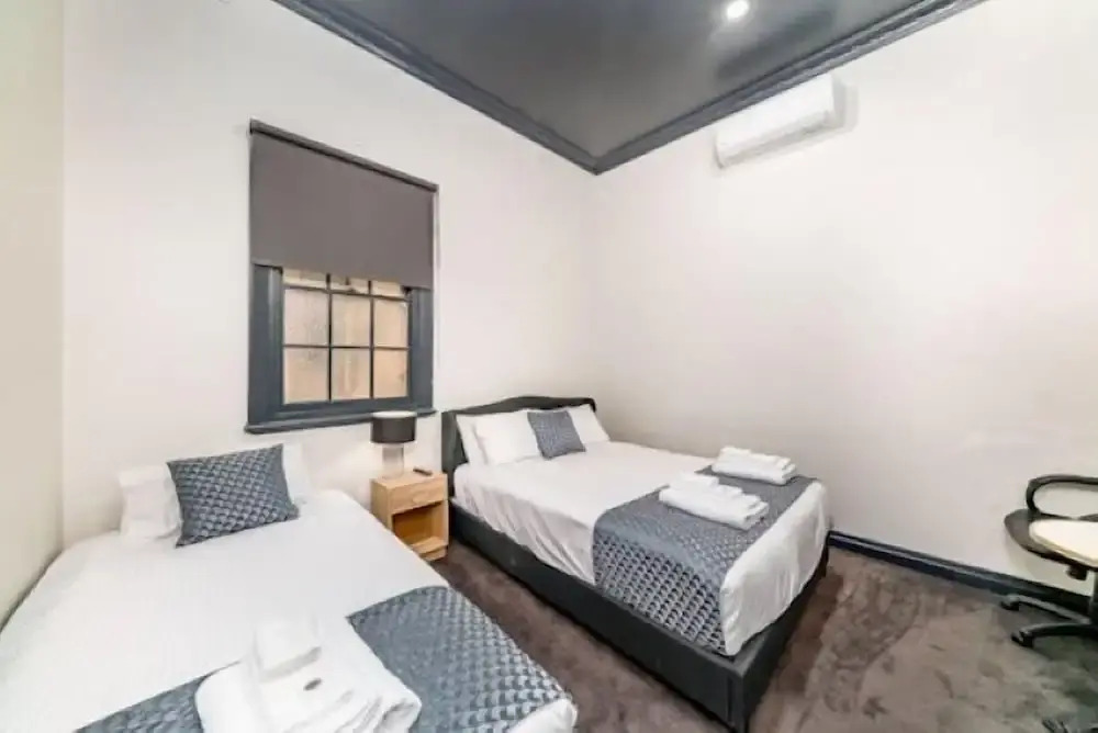 Romanos Hotel & Suites Wagga Wagga