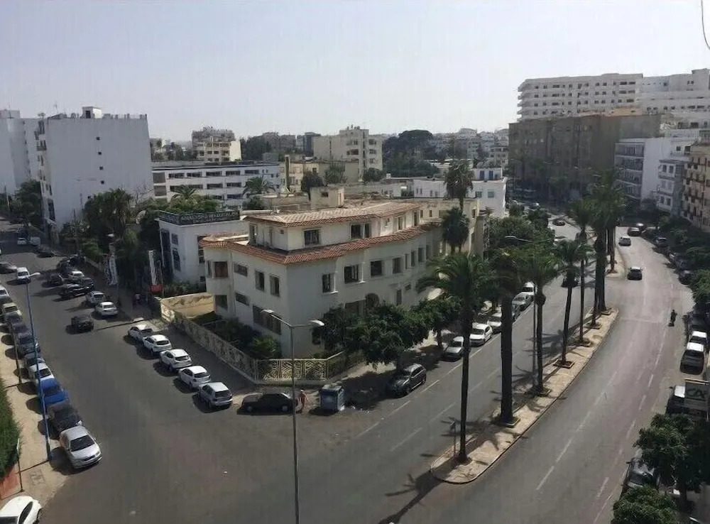 Hôtel Rania Belmadina